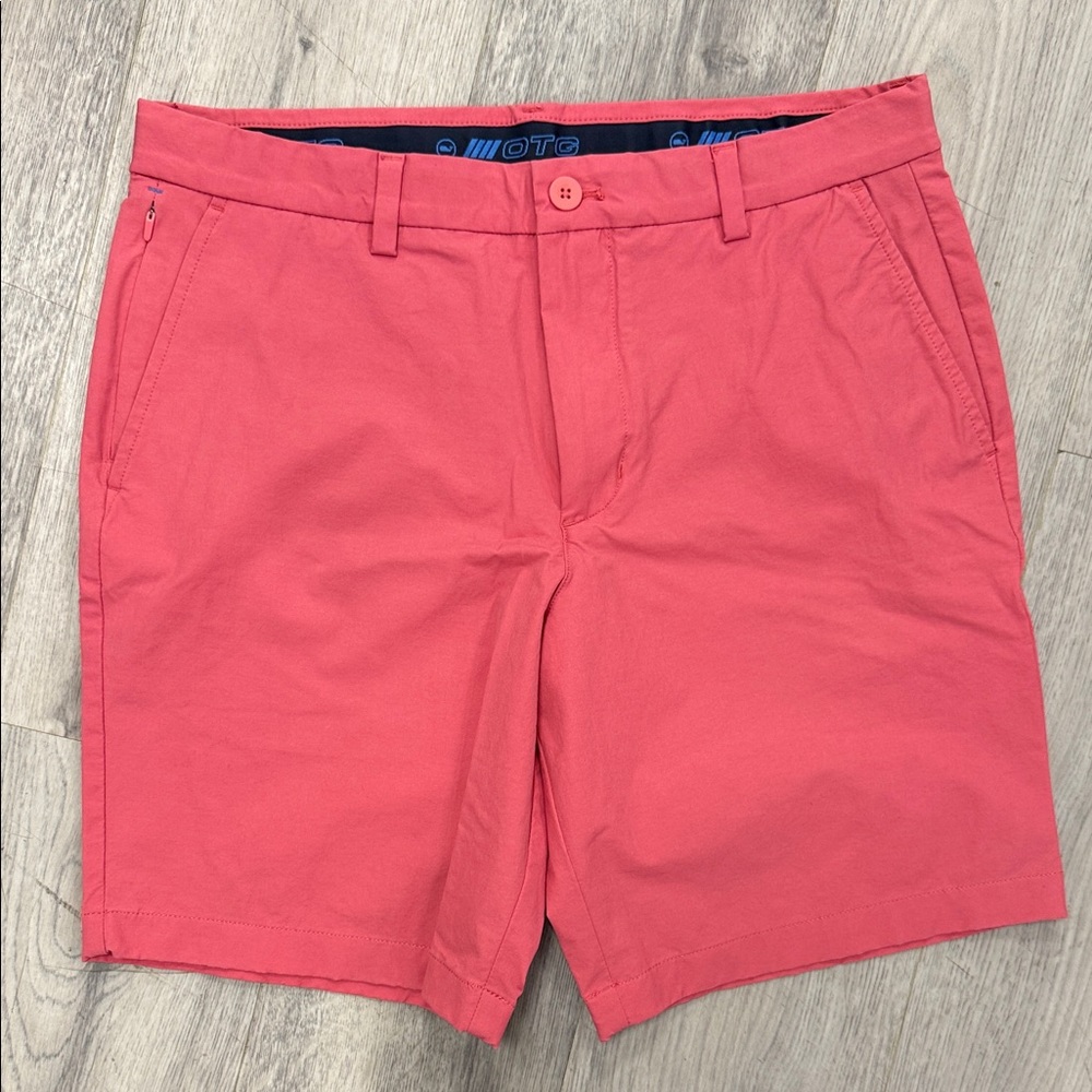 Vineyard Vines Salmon Men's Flat Front Shorts